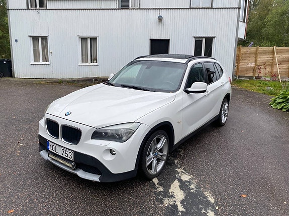 BMW X1 2 of 8
