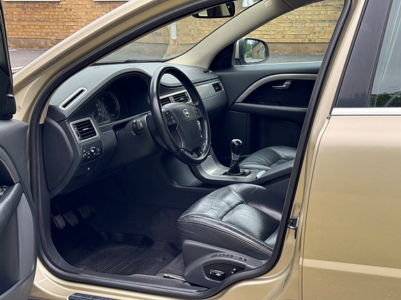 Volvo S80 11 of 17