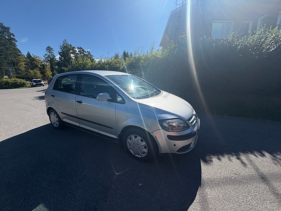 Volkswagen Golf Plus 5 of 11