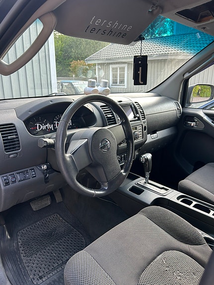 Nissan Navara 5 of 5