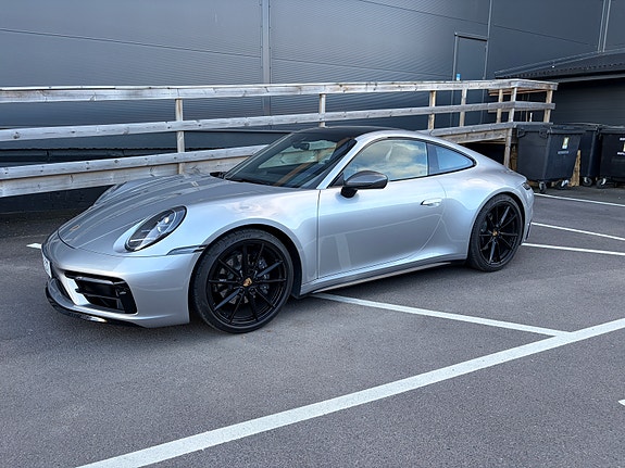 Porsche 911 Carrera T 3 of 7