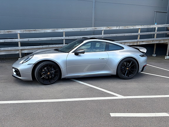 Porsche 911 Carrera T 7 of 7