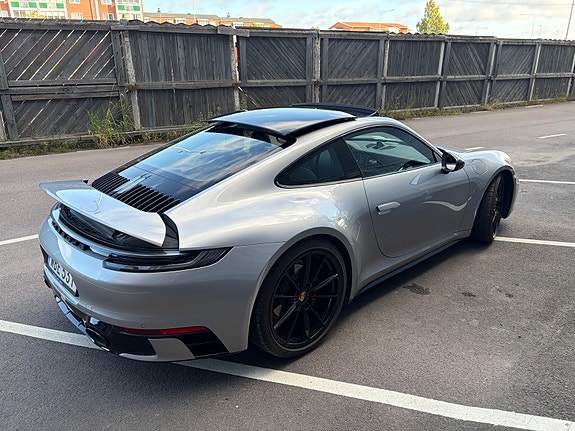 Porsche 911 Carrera T 4 of 7