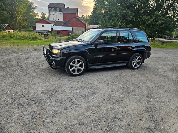 Chevrolet Trailblazer 2 of 7
