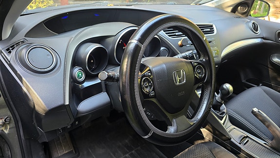 Honda Civic 10 of 16