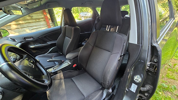 Honda Civic 4 of 16