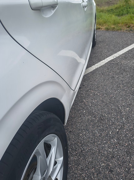 Peugeot 208 6 of 8