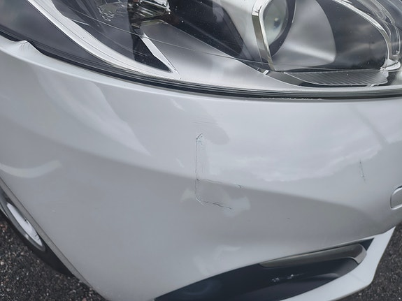 Peugeot 208 5 of 8
