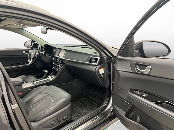 Kia Optima 16 of 30