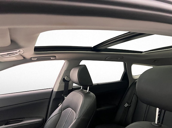 Kia Optima 18 of 30
