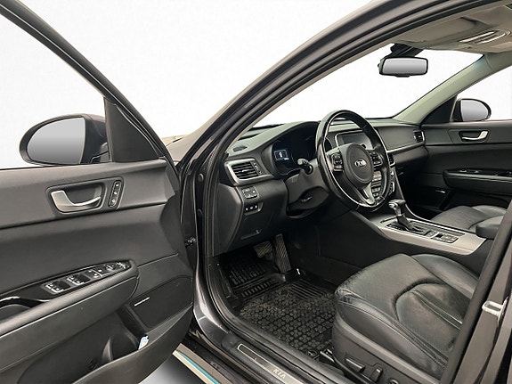 Kia Optima 11 of 30