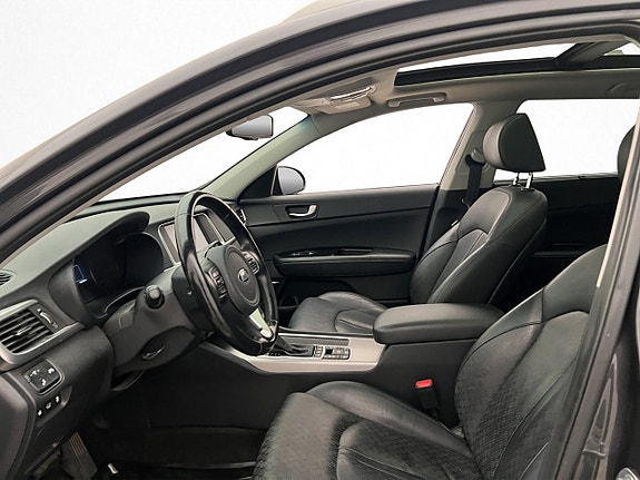 Kia Optima 12 of 30