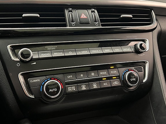 Kia Optima 25 of 30