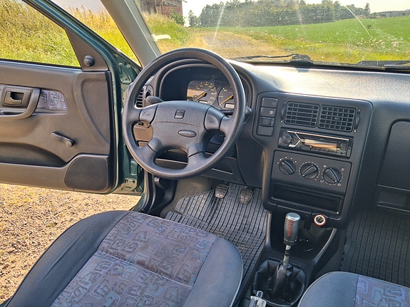 Seat Ibiza 7 of 10