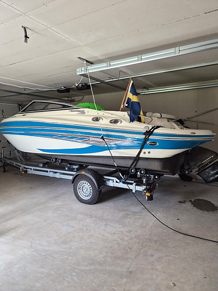 Glastron GLS 215 till salu 2 of 5