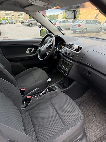Skoda Fabia 6 of 9