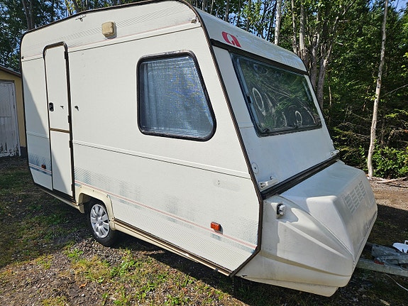 Adria 350 "långbäddar " förtält