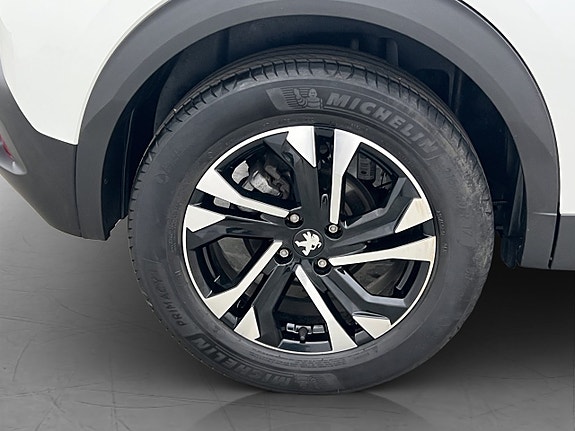 Peugeot 2008 27 of 30