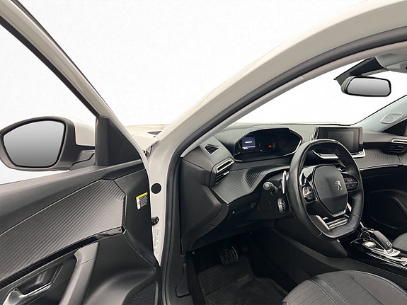 Peugeot 2008 10 of 30