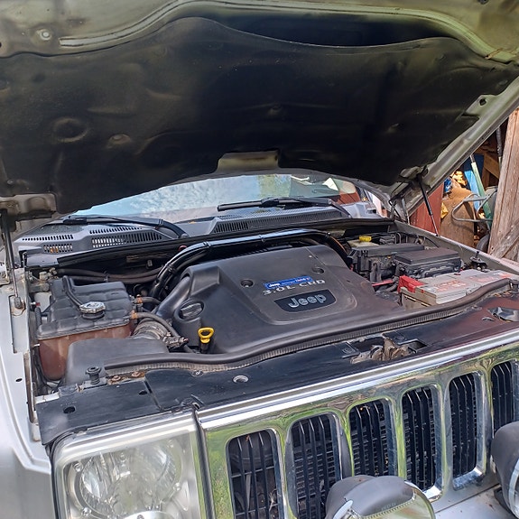 Jeep Commander 8 of 8