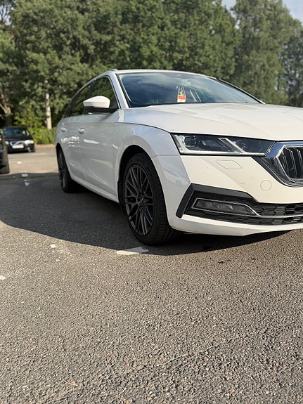 Skoda Octavia 9 of 11