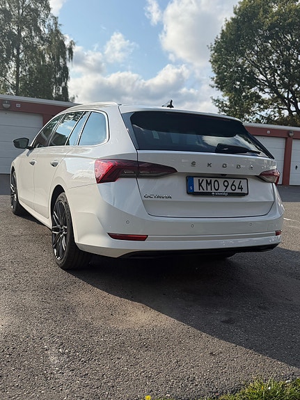 Skoda Octavia 4 of 11