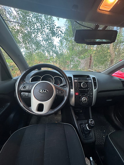 Kia Venga 6 of 6