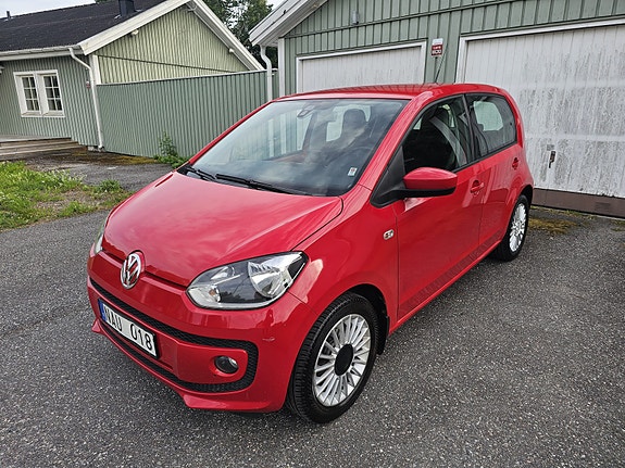 Volkswagen UP! 2 of 6