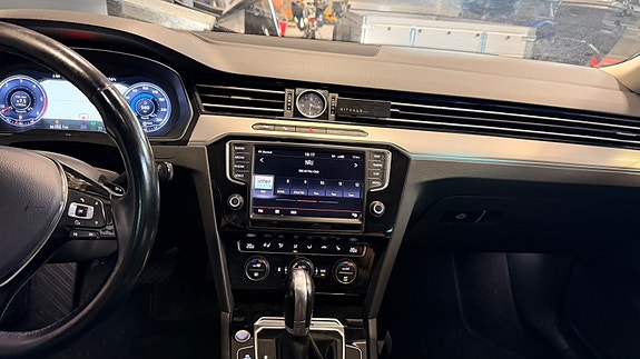 Volkswagen Passat 6 of 8