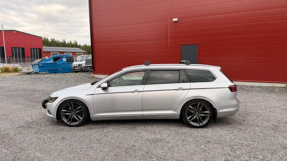 Volkswagen Passat 8 of 8