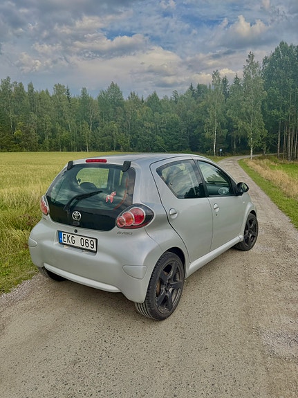 Toyota Aygo 4 of 8