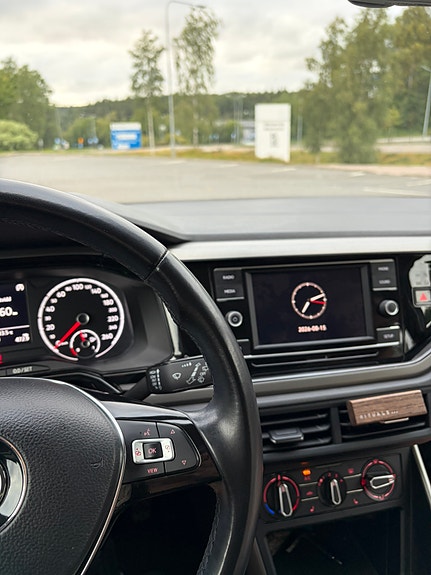Volkswagen Polo 7 of 9