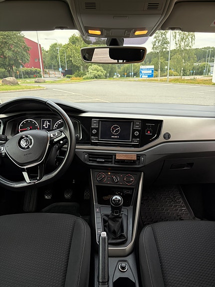 Volkswagen Polo 6 of 9