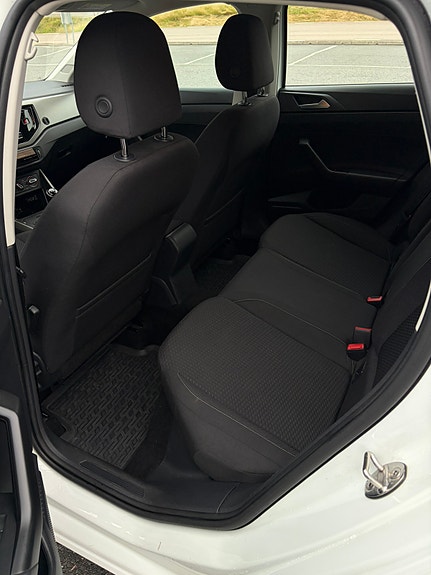 Volkswagen Polo 5 of 9