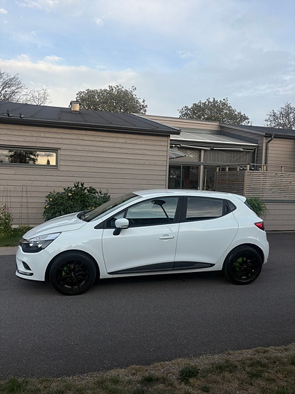 Renault Clio 4 of 21