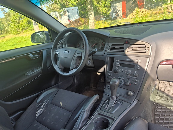 Volvo V70 20 of 26