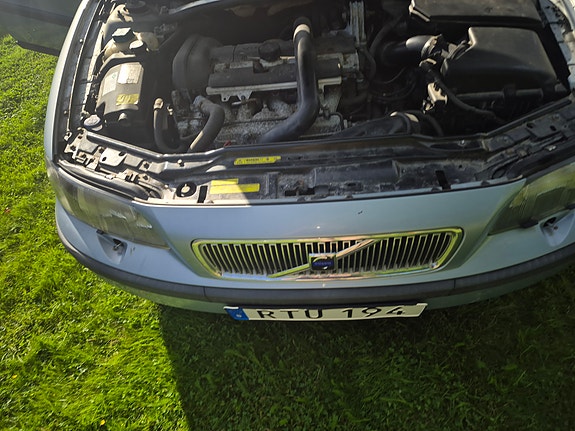 Volvo V70 19 of 26