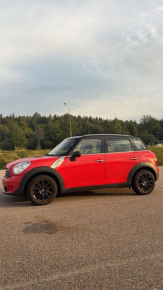 MINI Countryman Cooper D 3 of 10
