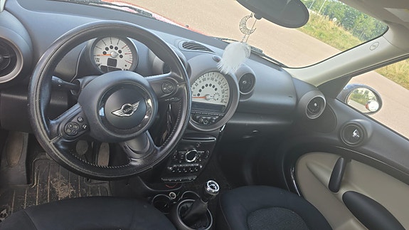 MINI Countryman Cooper D 6 of 10