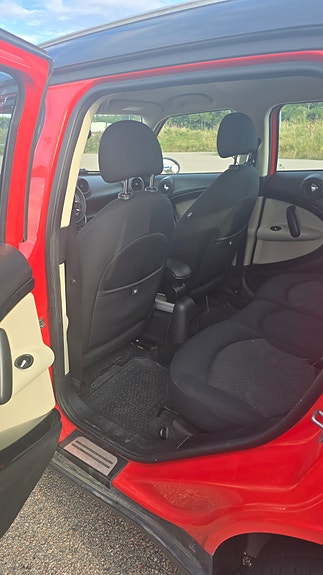 MINI Countryman Cooper D 9 of 10