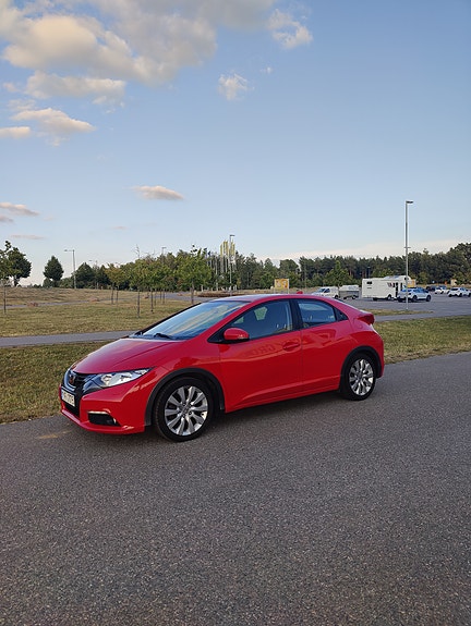 Honda Civic 2 of 7