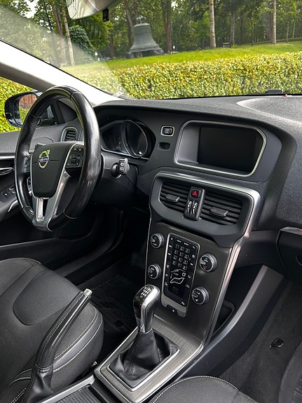 Volvo V40 5 of 7