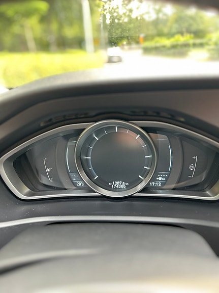 Volvo V40 6 of 7