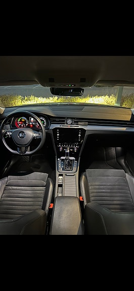 Volkswagen Passat 6 of 6