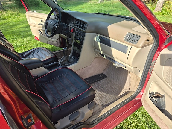 Volvo V70 18 of 19