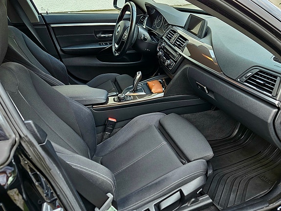 BMW 418d 12 of 13