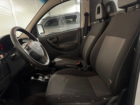 Opel Combo 10 of 16