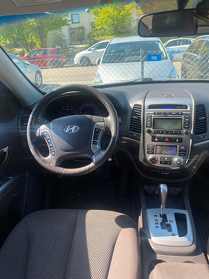 Hyundai Santa Fe 5 of 8