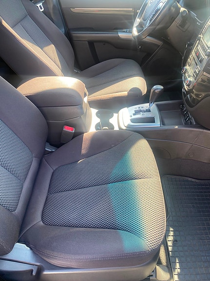 Hyundai Santa Fe 6 of 8