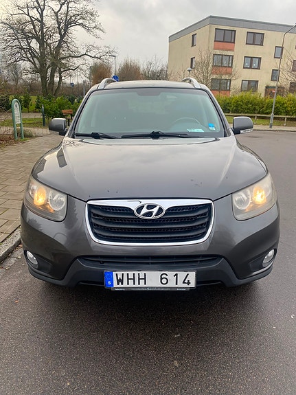 Hyundai Santa Fe 8 of 8